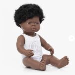 Muñeco caucasico africano 38 cm